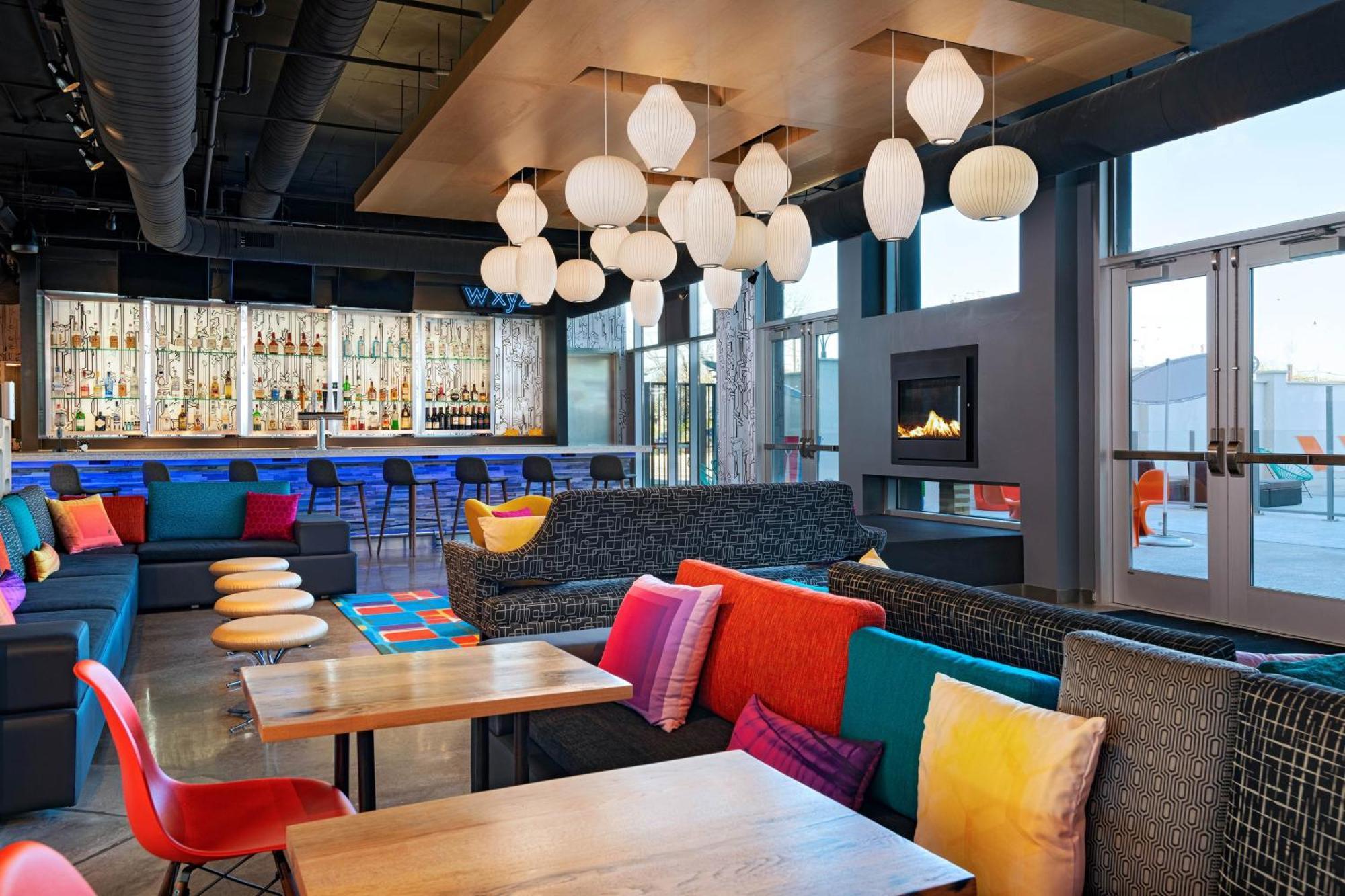 Aloft Waco Downtown Hotell Exteriör bild
